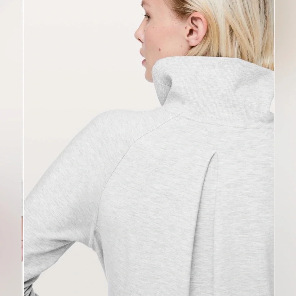 Lululemon High Lines Pullover
Heathered Core Ultra Light Grey - Picture 4 of 12